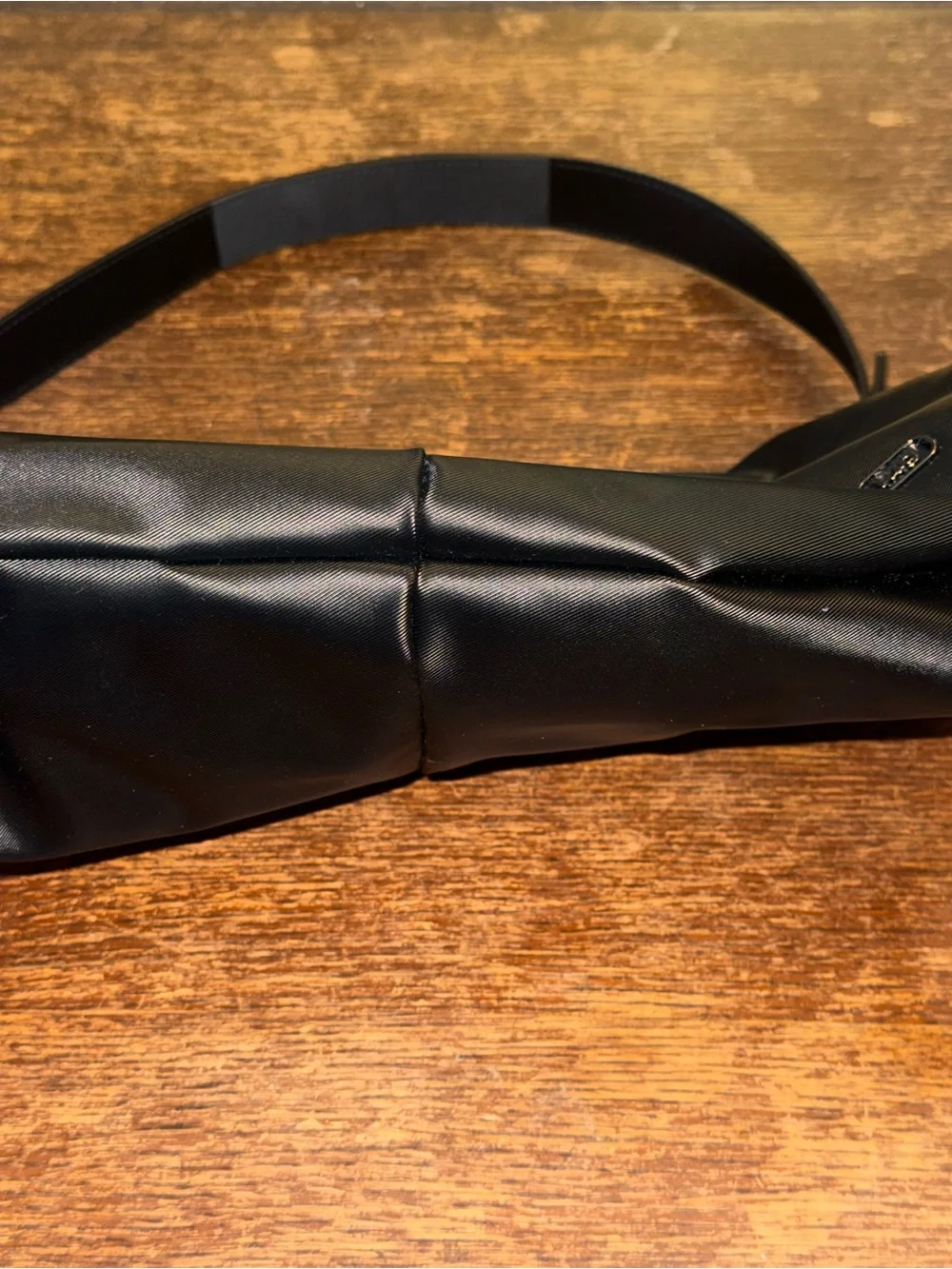 EEUC Lug Half Plunge Satin Luxe VL Bag in Black - Iike new condition